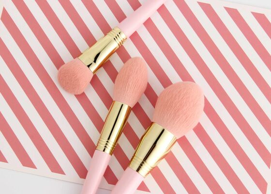 Vonira Beauty Winkel Buffer Foundation Bürste mit veganen Grausamkeit frei Taklon synthetische Haare und recycelbare Birke Holzgriff